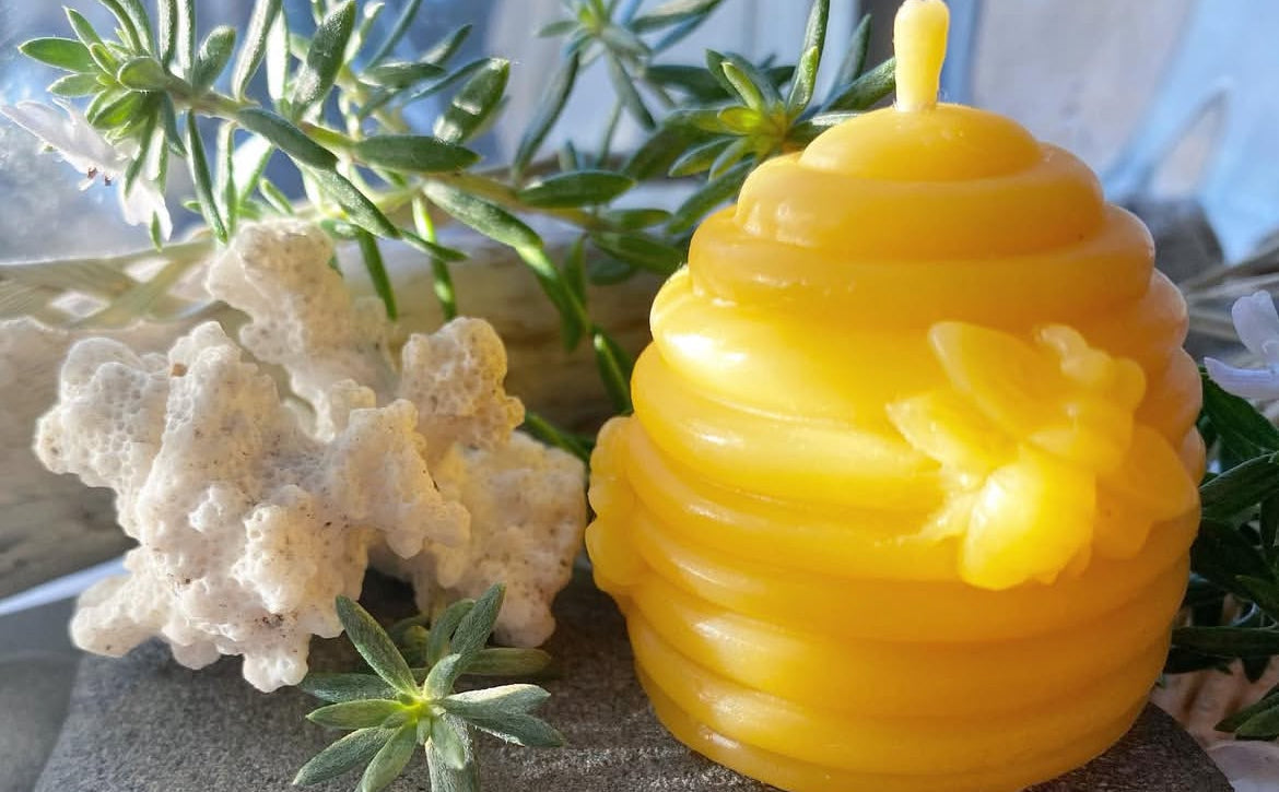Small Beehive Candle
